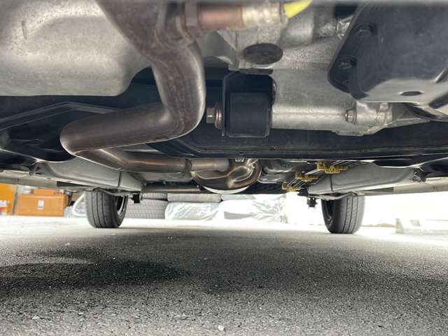 こちらの車両は「ガリバー136号三島店」での取扱いです。お問合わせは　→　→「0078-6002-455640」ガリバー136号三島店までお願いします！