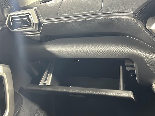 店舗にて現車の確認もいただけますので、お電話で在庫のご確認の上是非ご来店くださいませ！！！