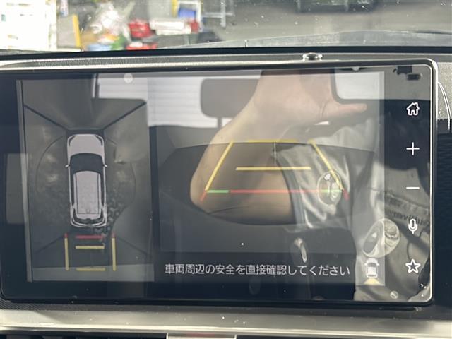 【　バックカメラ　】便利なバックカメラ装備で安全確認を頂けます。駐車が苦手な方にもオススメな便利機能です。