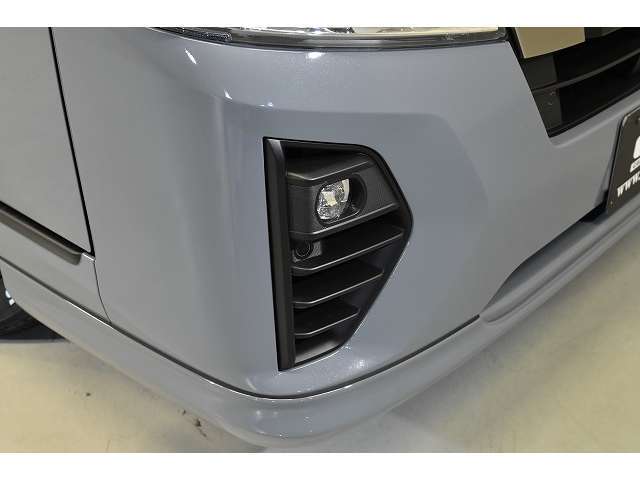 ■LEDフォグランプ  フロントソナー★即納台数多数取り揃え！気に入っていただけるお車ご提案します☆ご来店お待ちしております。シーアールエス大阪06-6852-9000
