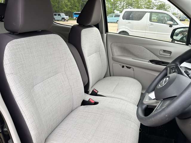 大切な愛車を見つけるお手伝いから始まり、ご購入後もできるだけ長く、安全にお乗りいただけるようにアフターサポートにも全力で取り組んでいます。