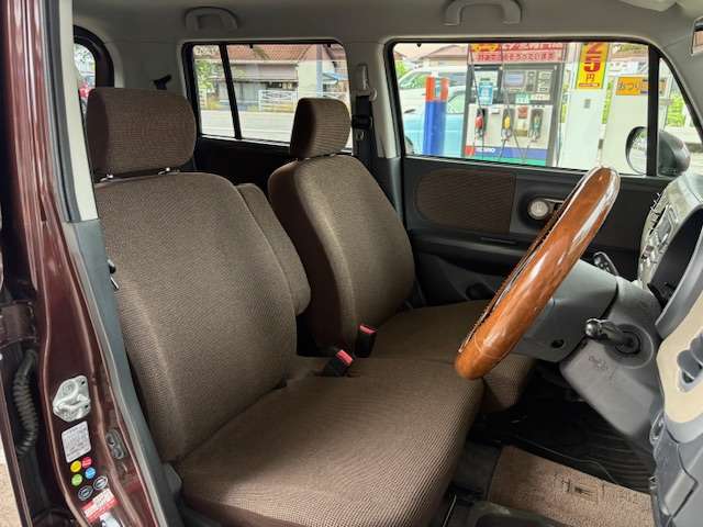 当社は全車に安心の支払総額表示！購入の際に必要な手数料や税金も明記してありますので、ご予算に合わせての検討が可能です。（支払総額は当社所定管轄区内に限ります）