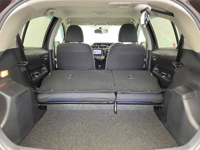 【シートアレンジ】乗せる人数、荷物によってシートをアレンジすれば、ダンボールなどの大きい荷物や、釣り具などの長尺物も載せられそうですね！