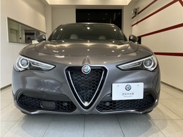 Lusso(ルッソ)は「豪華な、贅沢な」を意味するLUXURYのイタリア語で、その名が示す通り、限定車専用のカラーコーディネイトやインテリアなどにより、優美さに磨きをかけております