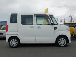 0986-45-9200軽自動車コーナー加藤まで、ご気軽にお問い合わせください。GU様側よりご入店下さい。軽、コンパクト、セダン、SUVがすぐ見れます。