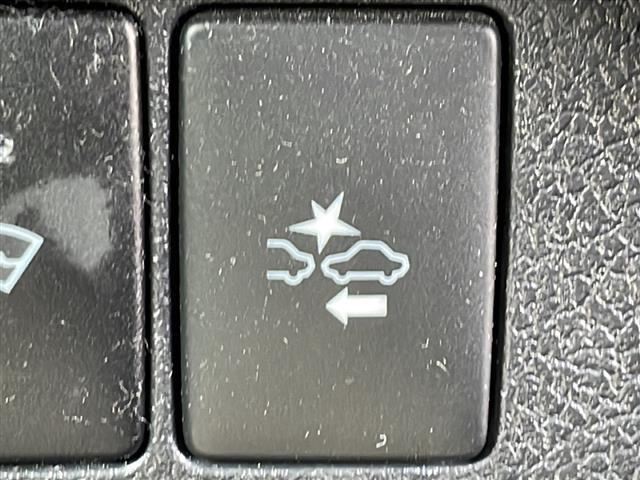 気になる車はすぐにお問い合わせください！右のカーセンサー専用無料ダイヤルから、専門スタッフがお車のご質問にお答えいたします！