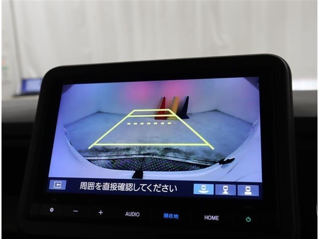 バックガイドモニターで、後方を確認しながら安心して駐車することができます。運転初心者も熟練者も必須の機能ですよ！