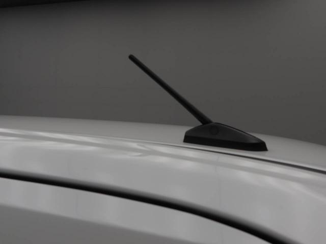 愛知ダイハツのお店では、ダイハツ車を知り尽くしたプロフェッショナルなサービススタッフが、専用の診断機器を使って各システムを点検しております。