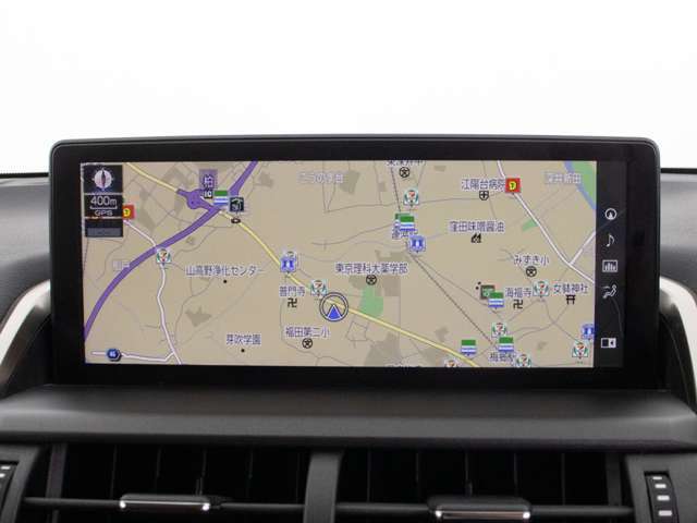 ★メーカー純正の全画面SDマルチが装備されています！操作も簡単！見やすい！純正だからこその使いやすさ！地図情報の更新も出来ますので安心してお使い頂けます！！