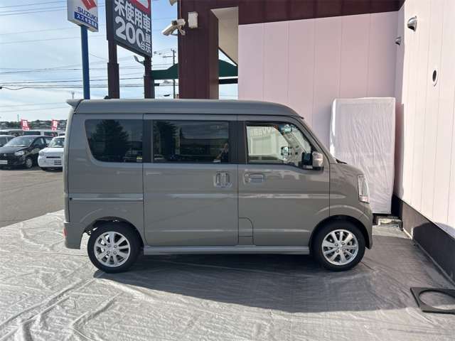 ☆★☆★大好評のボディーへのウォーターコート施工承ります☆ご納車時驚きの光沢感！その後のお手入れは水洗いで大丈夫です！サビてからでは遅いですよね☆★☆★