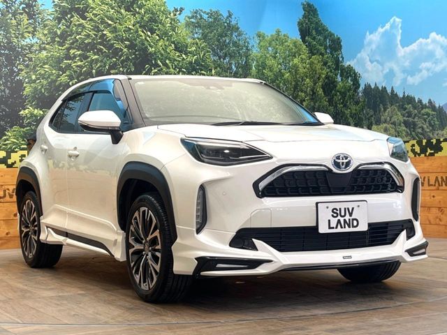 大好評のボディコーティング「弾スプラッシュコート」もご納車までに施工可能。通常のガラスコートと異なる、耐久年数6年の無機質ガラスコーティングが、ボディをキレイな状態に保ってくれます。