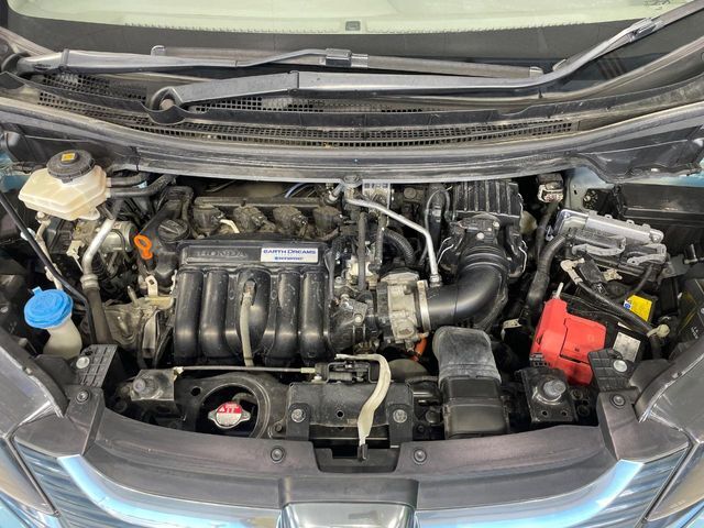 親切・丁寧な専門メカニックスタッフが応対！・車検・点検整備・事故等の修理などアフターサービスも安心。お車のカスタマイズもネクステージのサービススタッフまでご相談ください！