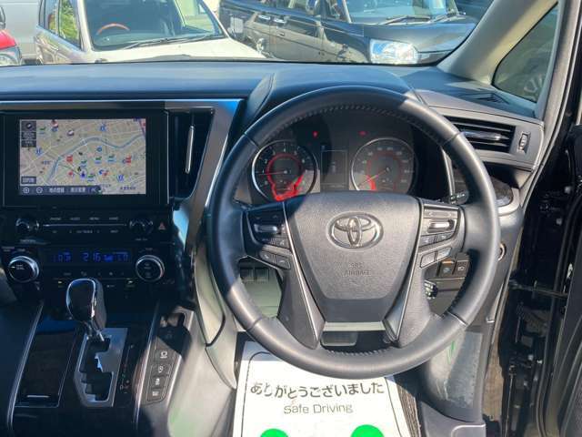 両側パワースライド　10インチディスプレイオーディオナビ　フルセグTV　12.1インチ後席モニター　オプションDVDデッキ　Bluetooth　デジタルインナーミラー　ETC2.0　8人乗