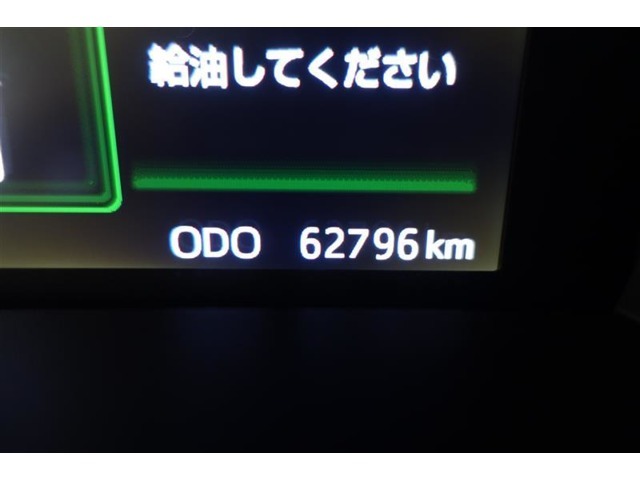 撮影時の走行距離は約6.3万kmです。安心のロングラン保証付きです。