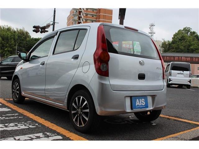 レクサス・トヨタ・日産・ホンダ・マツダ・スバル・スズキ・三菱・ダイハツ各種メーカー、軽四から輸入車までお任せください！