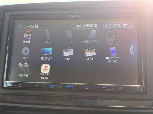 検索スピードの早いメモリーナビです。AM/FMラジオはもちろん、CD、Bluetoothオーディオやフルセグ地デジTV、DVDビデオ再生など書ききれないほどの機能が満載です！！