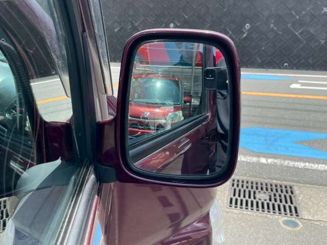 当店の展示車は1台1台内外装、きれいに仕上げて展示致しております。写真ではわかりにくいかもしれませんので、ぜひ一度ご来店ください。品質の良さが分かって頂けると思います。