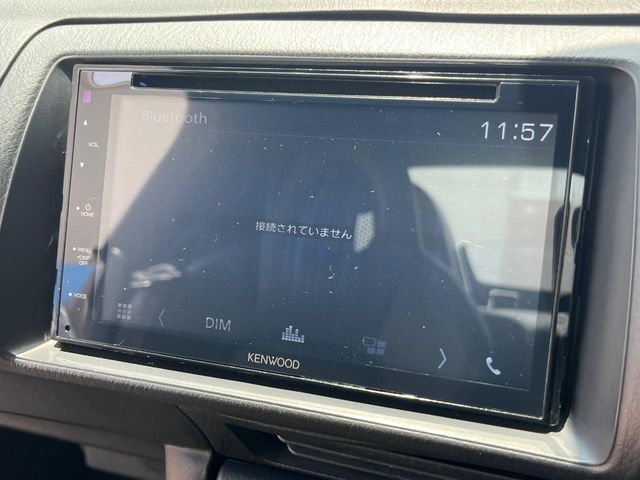 【Bluetooth】お好きな音楽を車内でお楽しみいただけます♪スピーカー交換・ウーハー追加などの音質向上や、最新ナビ・後席モニター等の取り付けも是非ご相談ください！