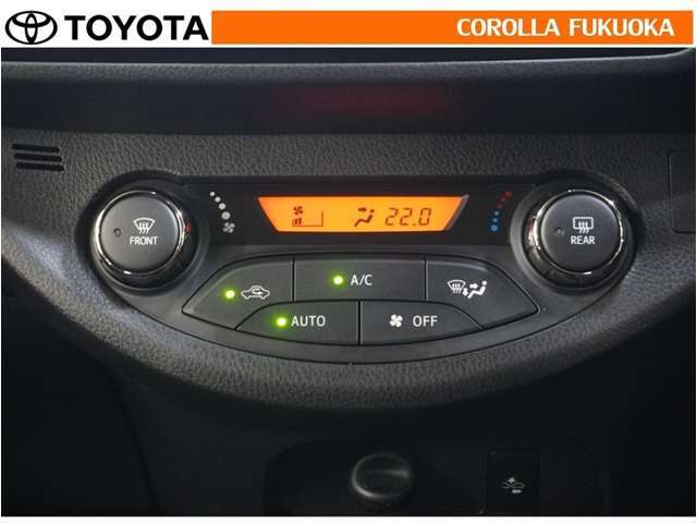 オートタイプのエアコンです。自動で風量を制御し、心地よい空気に包まれた快適な空調をつくります。