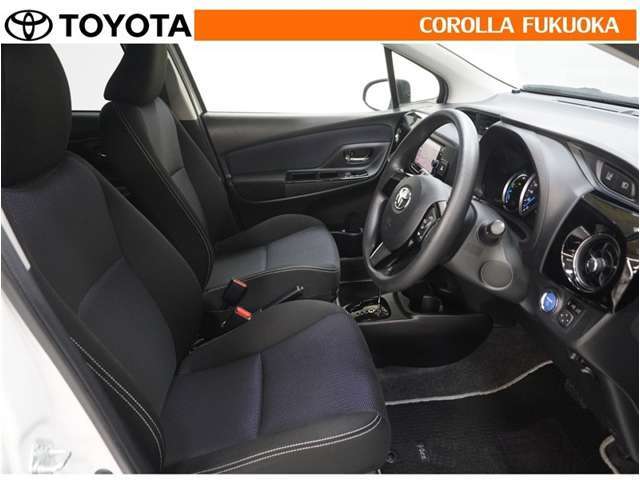 お客様にお座りいただくシートは、手作業で丁寧に洗浄いたしました。