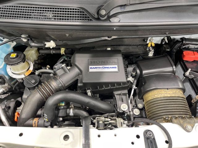 親切・丁寧な専門メカニックスタッフが応対！・車検・点検整備・事故等の修理などアフターサービスも安心。お車のカスタマイズもネクステージのサービススタッフまでご相談ください！