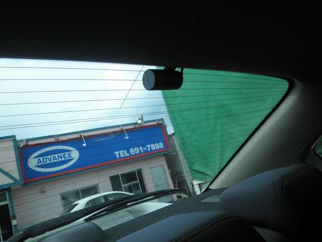 後方ユピテルドライブレコーダー