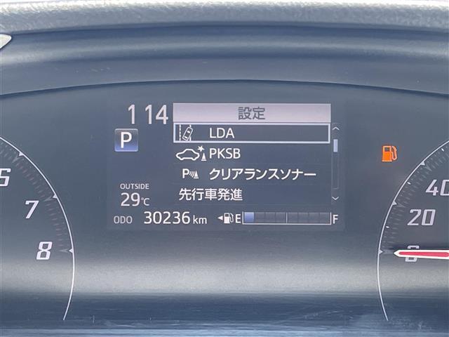こちらメーター周りの写真になります。第三者機関でしっかりチェックをしております。ガリバーではメーター改ざん、走行不明の車は一台もありません。お客様が安心できる車両のみを取り扱っております！