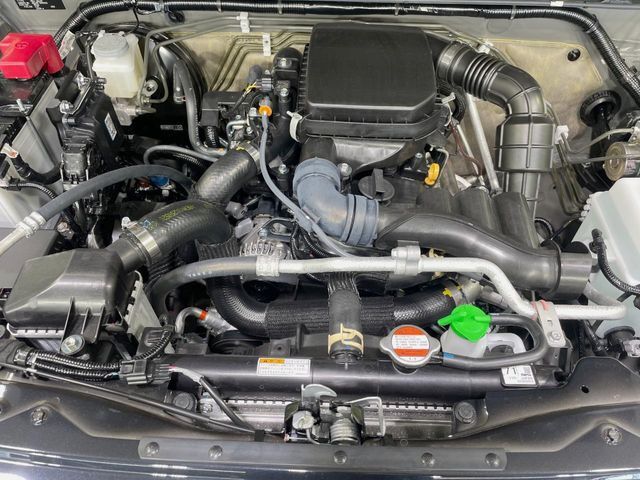 親切・丁寧な専門メカニックスタッフが応対！・車検・点検整備・事故等の修理などアフターサービスも安心。お車のカスタマイズもネクステージのサービススタッフまでご相談ください！
