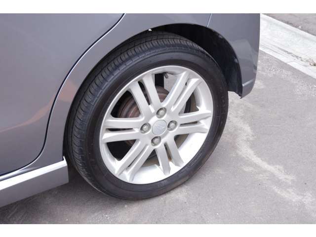 ◆自動車保険も◆　　　自動車保険も安心してご相談ください♪あいおいニッセイ同和損保の充実した自動車保険もお取扱いしています。