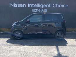 サクラの横からの画像になります。当店は全車　整備・保証付なので安心してご検討頂けます。