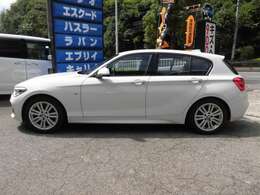 一部離島を除く全国のナンバーが当店で取得可能です。広島県以外からのご購入でもユーザー様がわずらわしい事務処理をする必要はございません。陸送も可能ですし、当店でナンバーが付いた状態でのお渡しも可能です。