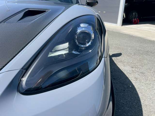 ◆LEDヘッド【悪天候や夜間走行時も良好な視界を確保し安心のLEDヘッドライト！点灯速度が早く、消費電力も抑えられます♪】