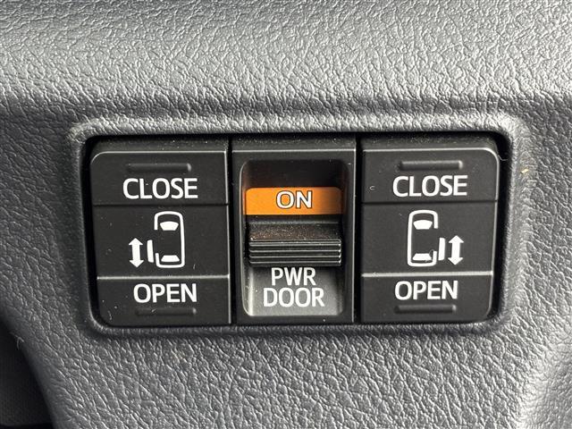 【運転席操作部】快適なドライブを楽しむための機能が装備されています！運転席から触れるので、使いやすいです！除菌プランいれていただくと、さらに清潔で安心していただけます！
