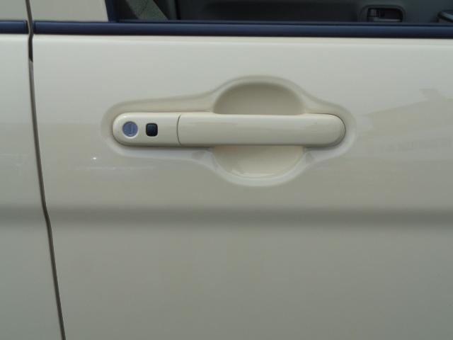スズキ車は障害物センサーや衝突軽減ブレーキなどの安全装備も充実！運転が苦手な方でも安心して楽しくドライブができます。※車両によって装備内容が異なります。