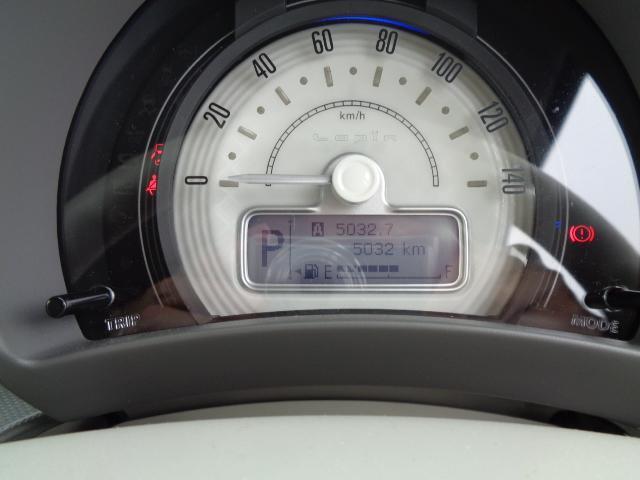 スズキの認定中古車は、整備はもちろん清掃も徹底しています。清潔感あふれるお車で、快適なカーライフを始めてみませんか。