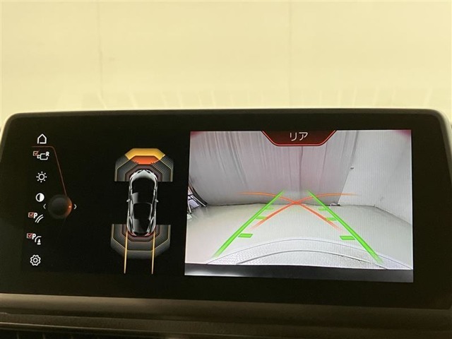 バックカメラも搭載！駐車が苦手な方でも後ろが見えますので心配ございません。