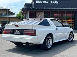 販売だけではなく、大切に乗られてきたお車も、納得の価格で買い取り致します。展示をメインとして仕入れしておりますので、価格にも自信がございます。お気軽にお問合せ下さい。