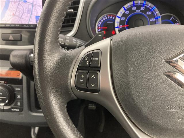 【運転席操作部】快適なドライブを楽しむための機能が装備されています！運転席から触れるので、使いやすいです！除菌プランいれていただくと、さらに清潔で安心していただけます！