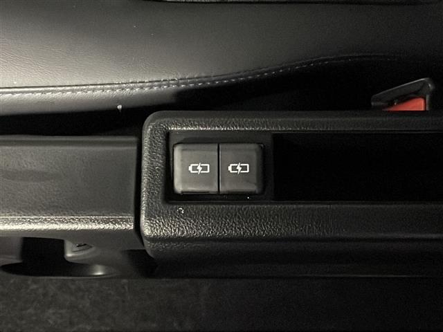 【運転席操作部】快適なドライブを楽しむための機能が装備されています！運転席から触れるので、使いやすいです！除菌プランいれていただくと、さらに清潔で安心していただけます！