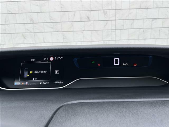 【スピードメーター】メーターがシンプルで見やすく運転しやすいですね！