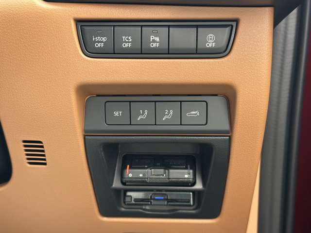 ★5年コーティング（契約時限定）が軽自動車￥39,800円、コンパクトカー￥49,800円、ミニバン￥59,800円で施工出来ます。新車のピッカピカの状態をより長くキープします！