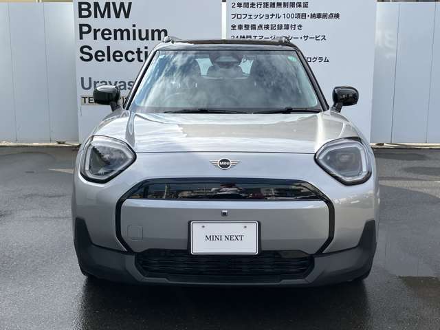 ★MINI入荷いたしました！現在展示中です！★