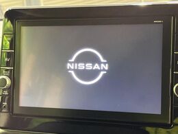 【純正9型ナビ】人気の純正ナビを装備。オーディオ機能も充実しており、Bluetooth接続すればお持ちのスマホやMP3プレイヤーの音楽を再生可能！毎日の運転がさらに楽しくなります！！