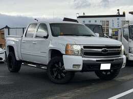 軽自動車から輸入車まで、お客様のご要望に応じたお車をご用意いたします。