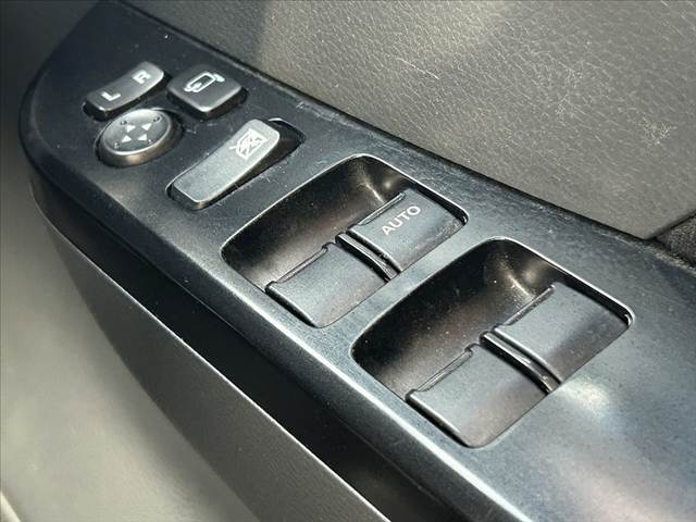 仕入先はオークションだけでなく、お得な下取り車や買取直販車もどんどん入荷中でございます★