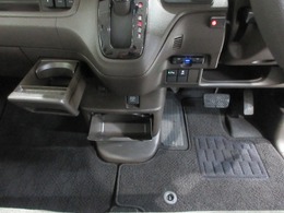 車内もクリーニング済みです。