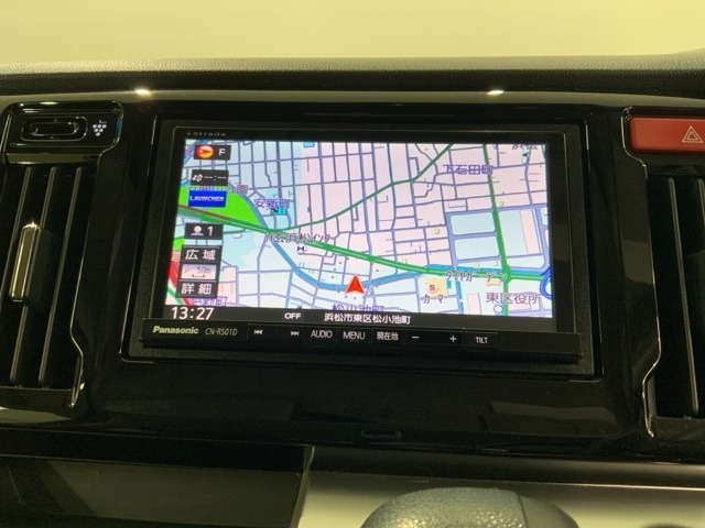 社外ナビ搭載です。知らない道も安心ですね！