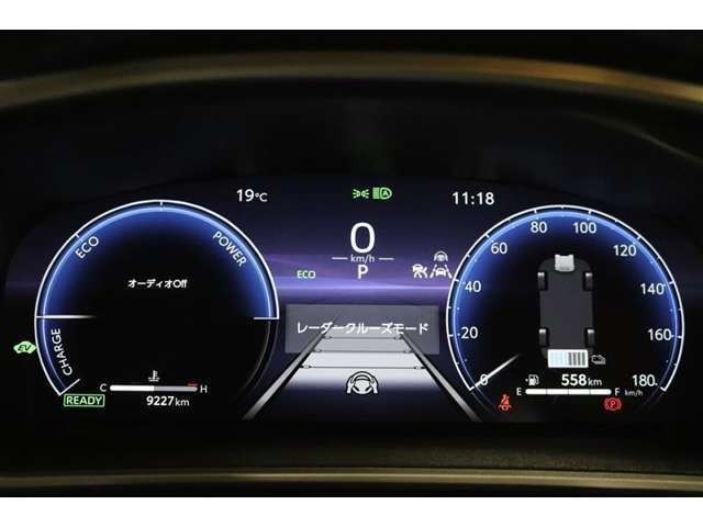 マルチインフォメーションディスプレイ付きのメーターです！エコ運転へ導く多彩な情報を表示してくれます。