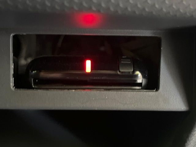 【ETC】高速道路の料金所をストレスなく通過！話題のスポットやサービスエリアに多い「スマートIC」利用時は必須のアイテムです。当店でセットアップを実施、ご納車当日からすぐにご利用いただけます！