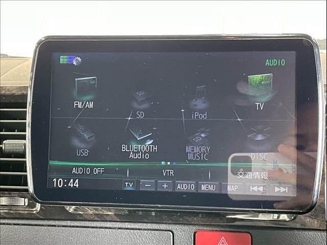 パナソニック9型フローティングナビ装備！フルセグTV　CD/DVD再生　Bluetooth接続